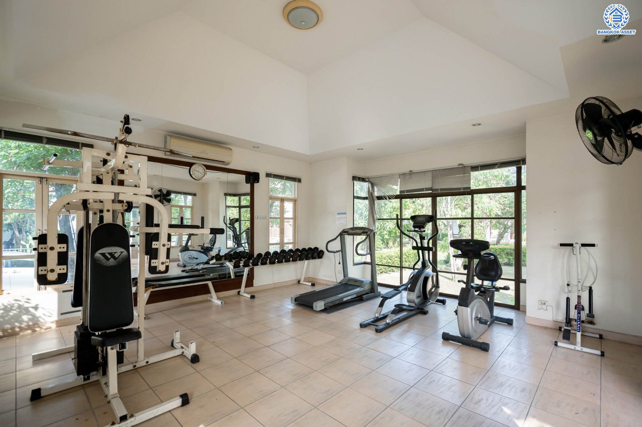 บ้านมือสองตกแต่งใหม่ โครงการ พฤกษ์ลดา พุทธสาคร แบรนด์ LH รองรับทุกความสุข เนื้อที่ 53.1 ตร.ว. ฟังก์ชัน 3 ห้องนอน 2 ห้องน้ำ จอดรถได้ 2 คัน บนทำเลใกล้ The Mall บางแค และเชื่อมต่อถนนเพชรเกษม, ถนนพุทธมณฑลสาย4 ใกล้โครงการรถไฟฟ้าสายสีน้ำเงิน "สถานีหลักสอง"